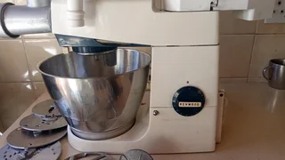 Kenwood chef and attachments