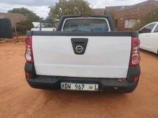 Selling Nissan Np200 2018 model 1.5 dci