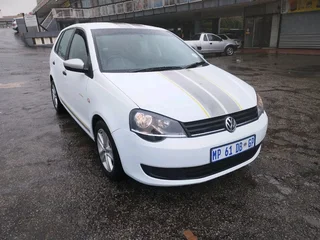 Selling Polo Vivo street 2015 model
