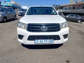 Selling Toyota Hilux diesel longbase 2018 model