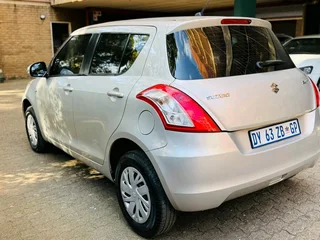Selling Suzuki swift 1.2 vvt-i 2015 model