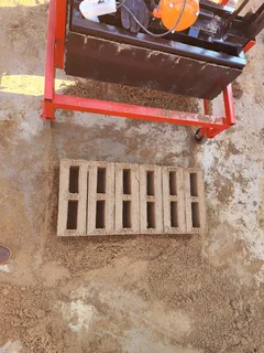 Electric 6 Drop M140 Hollow Block Machine