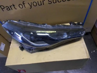 (2021-2023) Toyota Collora Cross Right Side Normal Headght For Sale