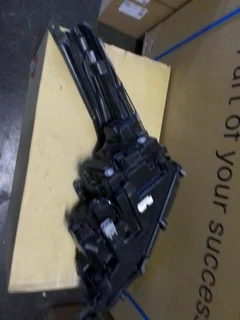 2021-2023 TOYOTA FORTUNER RIGHT SIDE HEADLIGHT FOR SALE