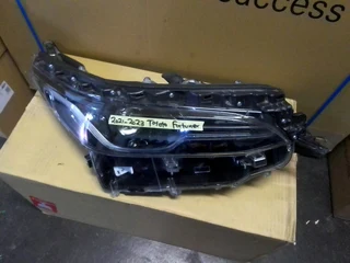 2021-2023 Toyota Fortuner Right Side Headlight For Sale