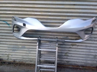 (2019-2024) RENUALT CLIO 5 E FRONT BUMPER FOR SALE. IN GOOD CONDITION.