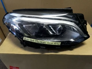 (2016-2018 ) Mercedes Gle A166 Right Side Led Xenon Headlight For Sale.