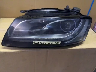 (2009-2012) Audi A5 Left Side Xenon Headlight For Sale