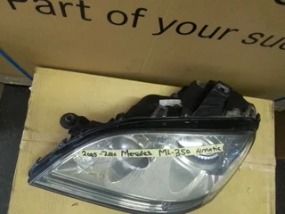 (2005-2010) MERCEDES ML-350 4MATIC LEFT SIDE LED XENON HEADLIGHT FOR SALE