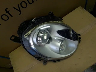 (2007-2013) MINE COUPER R56 RIGHT SIDE XENON HEADLIGHT FOR SALE