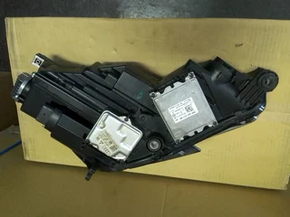 (2018-2010) AUDI A4 B9 MATRIX LEFT SIDE LED XENON HEADLIGHT FOR SALE