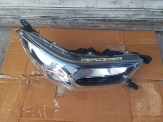 (2021-2023) TOYOTA HILUX GD6 RIGHT SIDE NORMAL HEADGHT FOR SALE