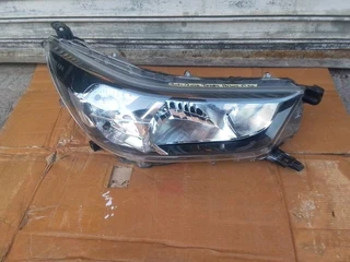 (2021-2023) Toyota Hilux Gd6 Right Side Normal Headght For Sale