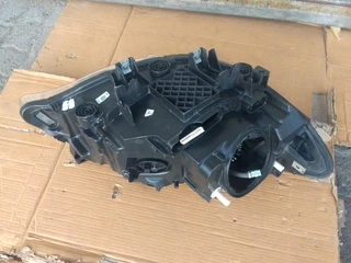 (2014-2017) BMW 2.SERIES F22 LEFT SIDE LED XENON HEADLIGHT FOR SALE