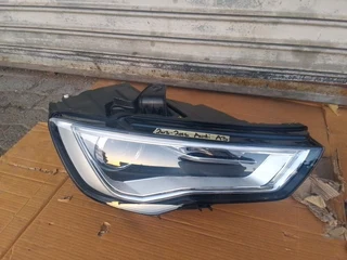 (2013-2016) AUDI A3 RIGHT SIDE LED XENON HEADLIGHT FOR SALE .