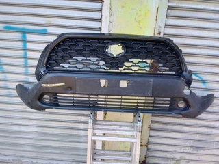 ( 2021-2023) Toyota Corola Cros  Spoiler And Grill For Sale