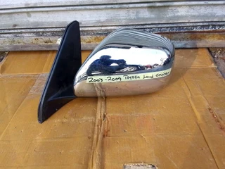 (2003-2009) Toyota Land Cruser Left Side Mirror For Sale .in Good Conditin