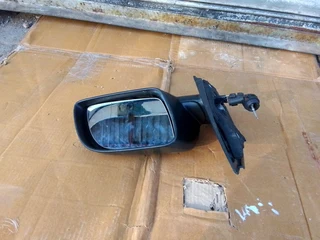 ( 2010-2012) VW POLO VIVO RIGHT SIDE MIRROR FOR SALE