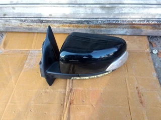 (2016-2020)  FORD RANGER T7 LEFT SIDE MIRROR FOR SALE