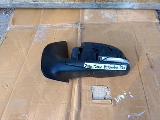 (2010-2014) HYUNDAI i20 LEFT SIDE MIRROR FOR SALE