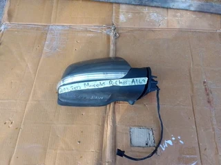 ( 2009-2012) Mercedes B.clas A169 Right Side Mirror For Sale