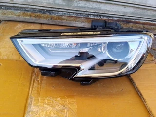 (2017-2020) Audi A3 Left Side Led Xenon Headlight For Sale . In Good Condition.