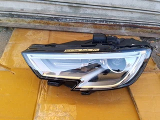 (2017-2020) AUDI A3 LEFT SIDE LED XENON HEADLIGHT FOR SALE . IN GOOD CONDITION.