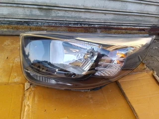 (2017-2020) KIA PICANTO LEFT SIDE NORMAL HEADLIGHT FOR SALE  .IN GOOD CONDITION