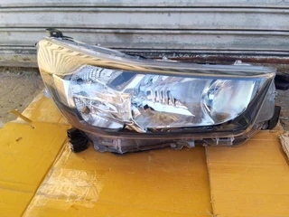 (2021-2023) Toyota Hilux Gd6 Right Side Normal Headlight For Sale
