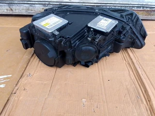 (2013-2016) AUDI A4 B8 F/L RIGHT SIDE LED XENON HEADLIGHT FOR SALE