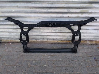 (2013-2016) AUDI A4 B8 F/L CRADLE FOR SALE ..IN GOOD CONDITION