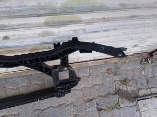 (2013-2016) AUDI A4 B8 F/L CRADLE FOR SALE ..IN GOOD CONDITION