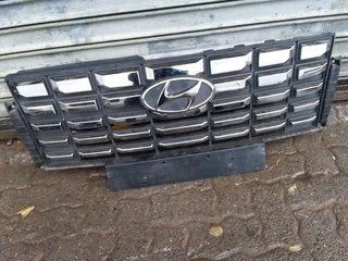 (2019-2022) HYUNDAI VENUE FRONT GRILL FOR SALE