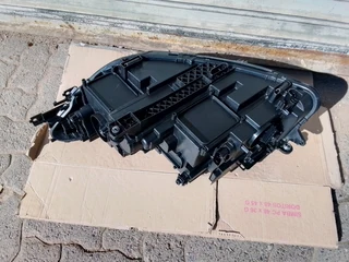 (2021-2024) VW TIGUAN RHS LED XENON HEADLIGHT FOR SALE