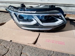 (2021-2024) VW TIGUAN RHS LED XENON HEADLIGHT FOR SALE