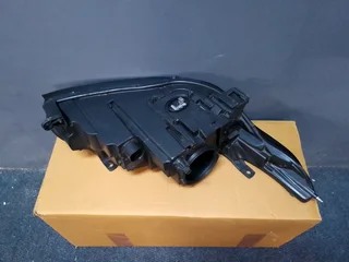 2014-2017 RANGE ROVER SPORT LHS XENON HEADLIGHT FOR SALE