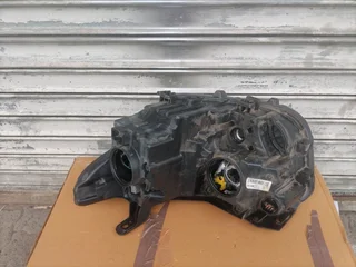 2018-2021 HYUNDAI H1 RHS XENON HEADLIGHT FOR SALE
