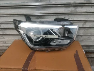 2018-2021 HYUNDAI H1 RHS XENON HEADLIGHT FOR SALE