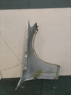 2014-2020 MERCEDES W205 LHS FENDER FOR SALE