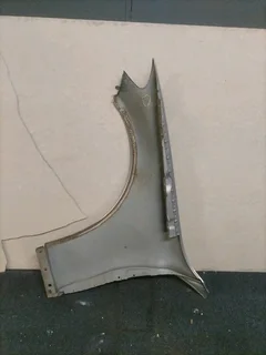 2014-2020 MERCEDES W205 RHS FENDER FOR SALE