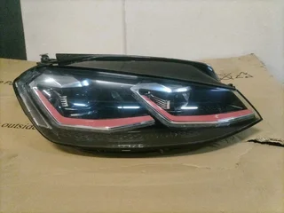 2018-2021 VW GOLF 7.5 GTI RHS LED XENON HEADLIGHT FOR SALE