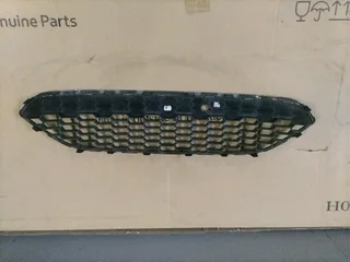 2013-2016 FORD FIESTA GRILL FOR SALE