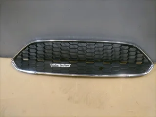 2013-2016 FORD FIESTA GRILL FOR SALE