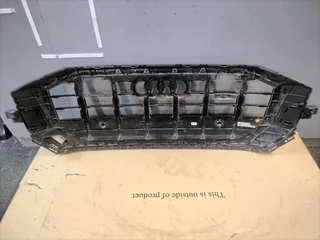 2023-2025 AUDI Q8 GRILL FOR SALE