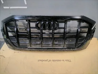 2023-2025 AUDI Q8 GRILL FOR SALE