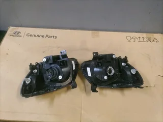 2008-2013 MAZDA BT-50 LHS AND RHS HEADLIGHT FOR SALE