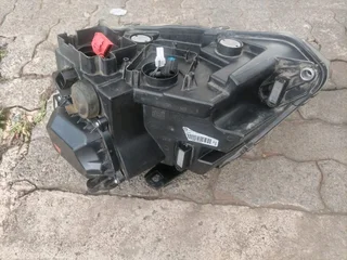 2018-2022 VW AMAROK RHS LED XENON HEADLIGHT FOR SALE