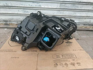 2012-2015 MERCEDES GL RHS LED XENON HEADLIGHT FOR SALE