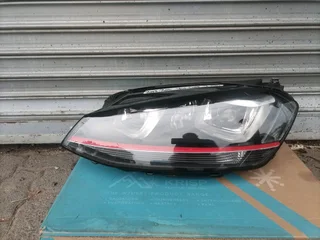 2013-2016 VW GOLF 7 GTI LHS XENON HEADLIGHT FOR SALE