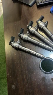 Vw Amarok (2.0) Diesel Injectors